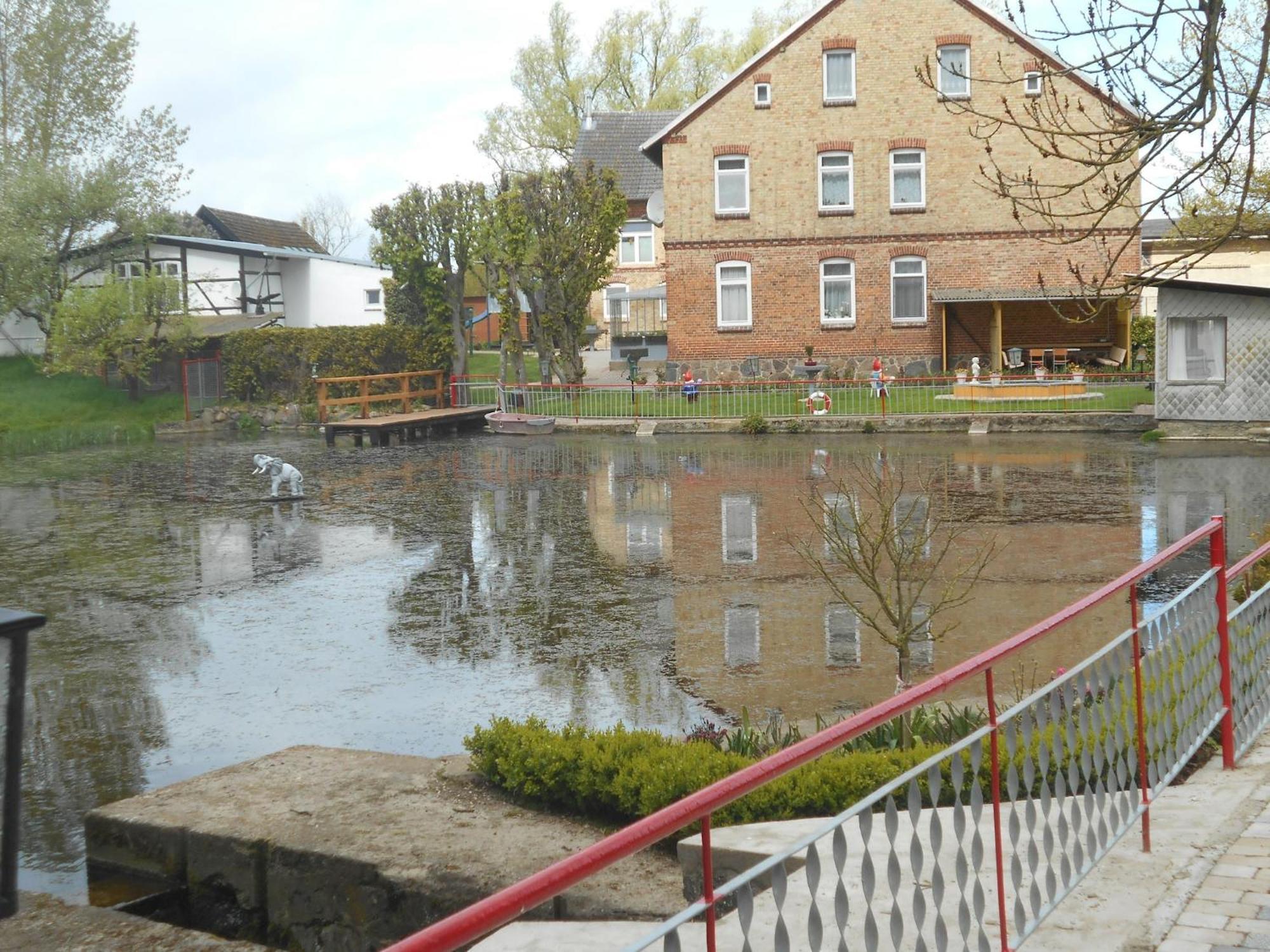 Lake View Apartment In Klein Pravtshagen With Garden Buitenkant foto
