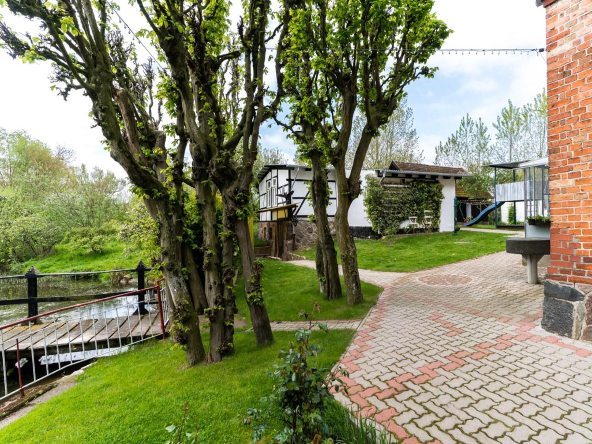 Lake View Apartment In Klein Pravtshagen With Garden Buitenkant foto